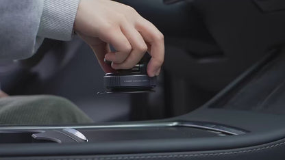 PITAMAG 真空吸着 スマホホルダー 車載 折りたたみ 360°回転 マグネット式 ワイヤレス充電対応